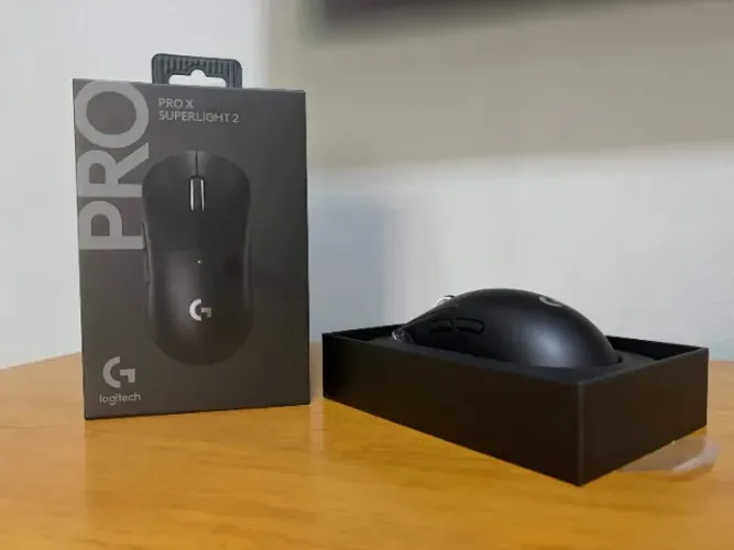 Logitech G Pro X Superlight 2 - Lacrado