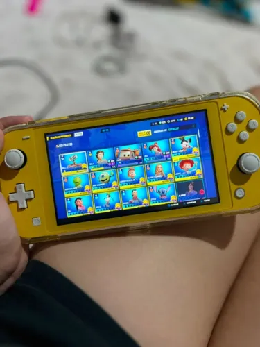 Nintendo Switch Lite excelente estado