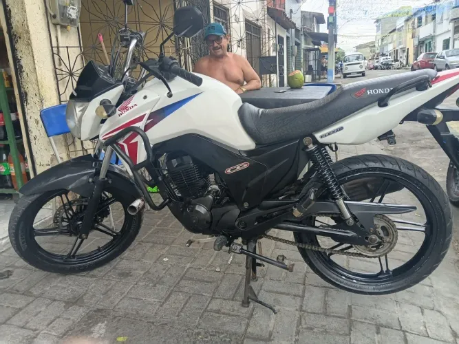 Vendo moto Honda 150