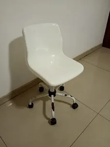 Cadeira de escritório branca