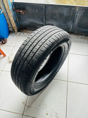 Pneu 225/65R17