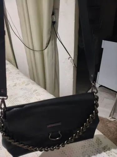 Vendo uma bolsa feminina heim couro