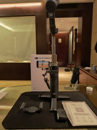 DJI OSMO MOBILE 8