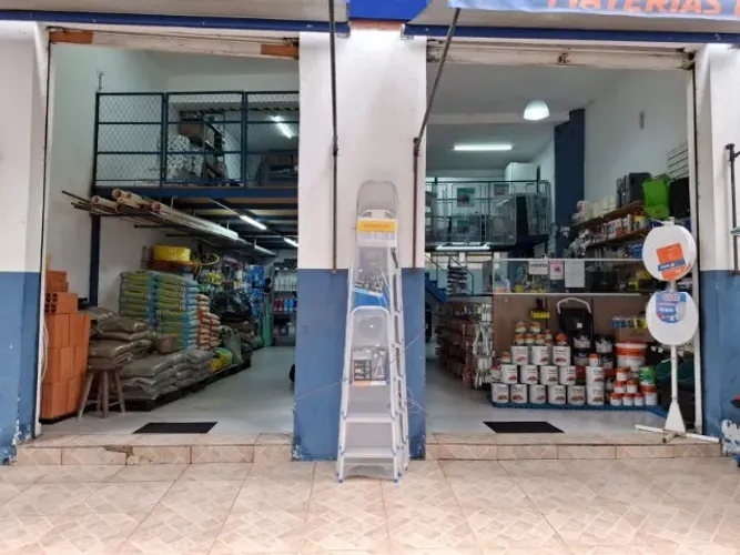 Ponto Comercial de Material de Construção e Limpeza no Centro de São Vicente-SP