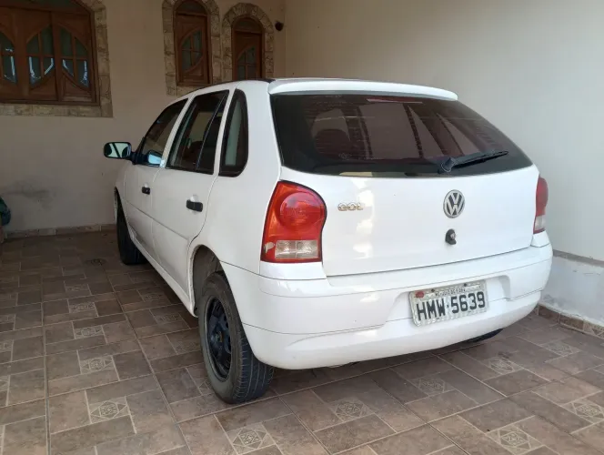 Volkswagen Gol Geração IV Titan 1.0 8V Total Flex Mec. 4P 2011