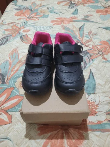 Tenis escolar menina