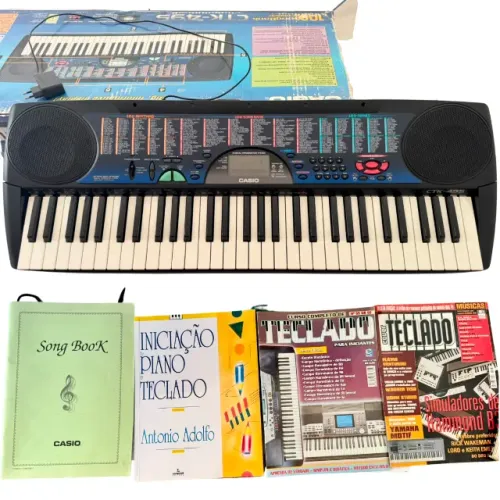 TECLADO CASIO CTK-495 61 TECLAS + SUPORTE + LIVROS