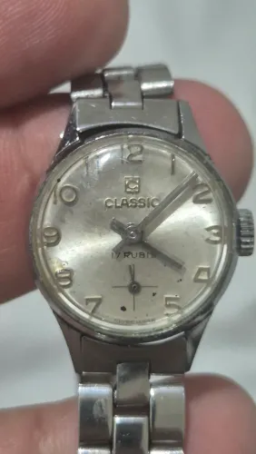 Relógio CLASSIC À CORDA   -  REVISADO