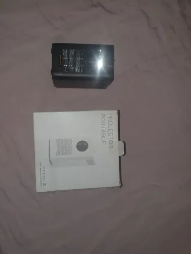 Projetor HongTop S30 MAX - Android 10 - 2GB RAM 16GB ROM