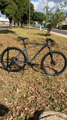 BIKE OGGI HDS ARO 29 A PRONTA ENTREGA (DIVIDIMOS NO CARTÃO S/ JUROS)