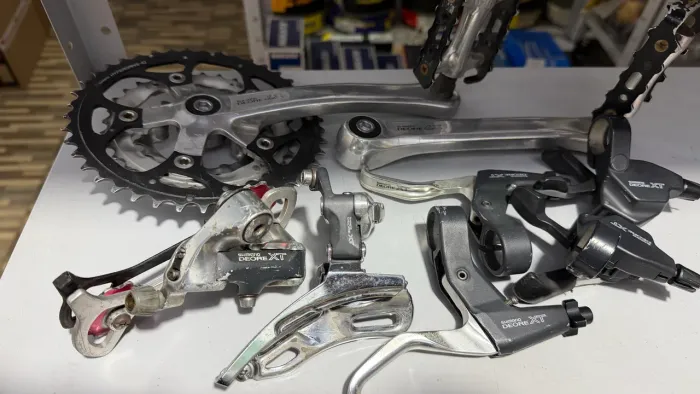 Grupo Shimano XT 8v