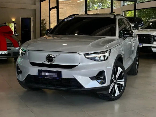 Volvo XC40 Recharge Plus (elétrico) 2023