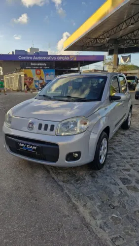 Fiat Uno Vivace Celeb. 1.0 EVO F.flex 8V 5P 2011