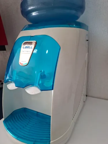 Bebedouro gelágua LiBell. Produto usado
