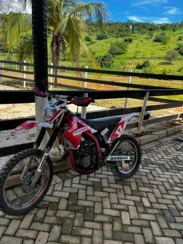 Partida elétrica e pedal 