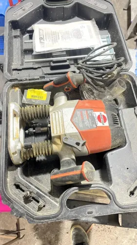  Tupia coluna Black & Decker RP250BE-B2