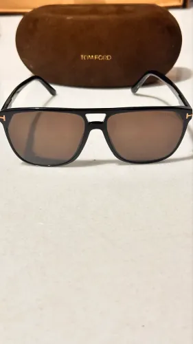 Vendo óculos de sol TOM FORD