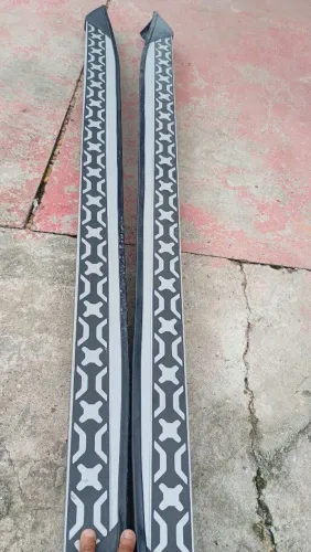 Estribo universal