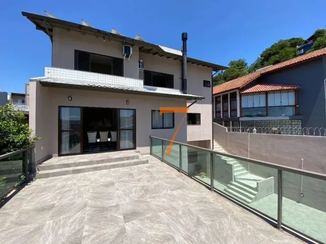 Casa com 7 dormitórios à venda, 450 m² por R$ 2.900.000,00 - Coqueiros - Florianópolis/SC