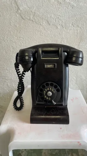 Telefone antigo 