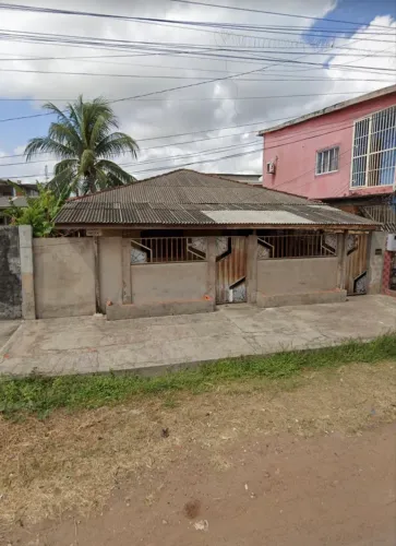 VENDO CASA COM 2 KITNETS - BAIRRO BURITIZAL MACAPÁ