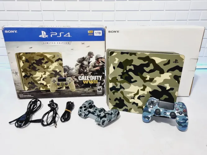 PS4 SLIM CALL OF DUTY