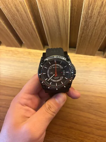 Bulova Precisionist Icon (modelo 98B417)