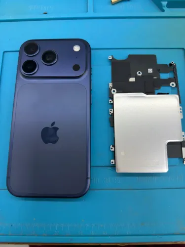 Carcaça iphone 17 pró Azul, ORIGINAL, completa!