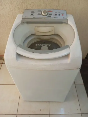 Máquina de lavar roupa Brastemp 9 kilos
