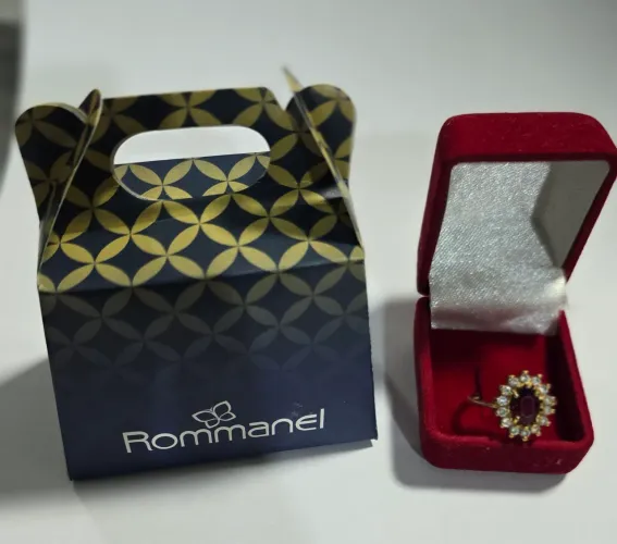 Anel de formatura Rommanel