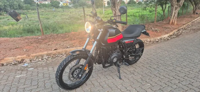 Royal Enfield Scram 411