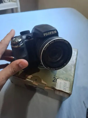 Câmera FujiFilm Finepix S3300