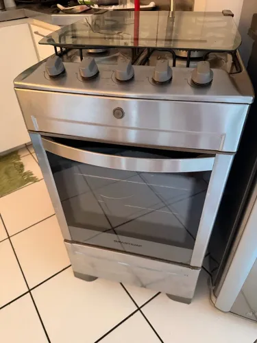 Fogão semi novo Brastemp INOX ( 4 bocas )