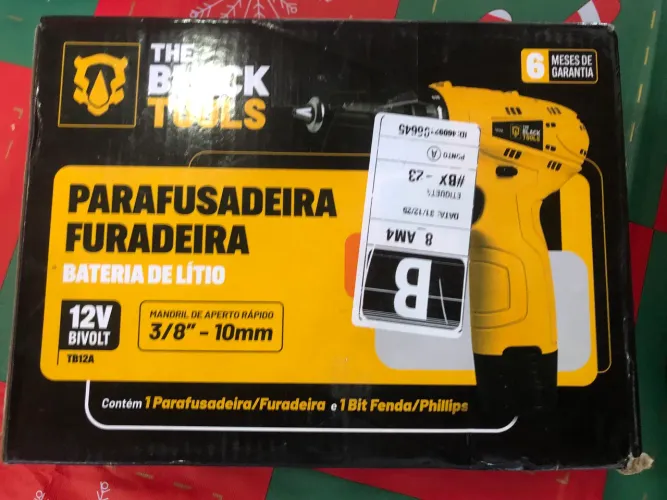 Parafusadeira e Furadeira Black Tools ( Lacrada)