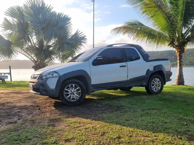 Fiat Strada Adventure1.8/ 1.8 Locker Flex CD 2013
