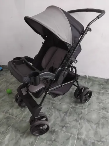 Vende-se carrinho de bebê 