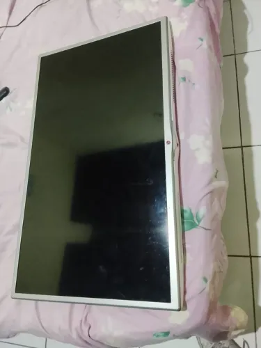 Tv LG pra retirada de peças