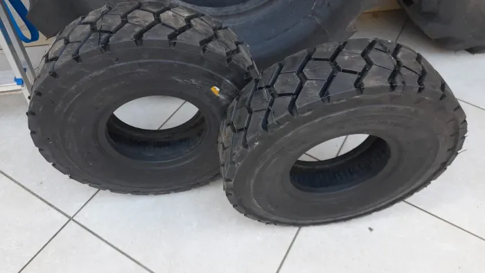 Pneu 650x10 recapado
