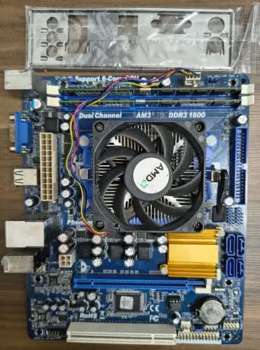 Kit Placa mãe APMCP68 + Athlon II x4 630 + 2 x DDR3 2GB (4GB)