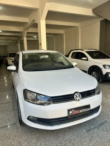 Volkswagen Voyage Comf/highli. 1.6 MI T.flex 8V 4P 2014