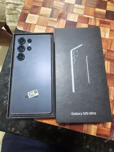VENDO OU TROCO S-25 ULTRA DE 512 
