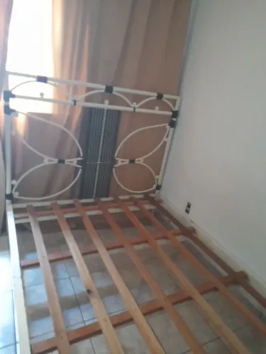 Cama casal excelente estado