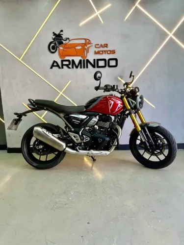 Triumph Seepd 400 - ano 2025 (Baixo km) 
