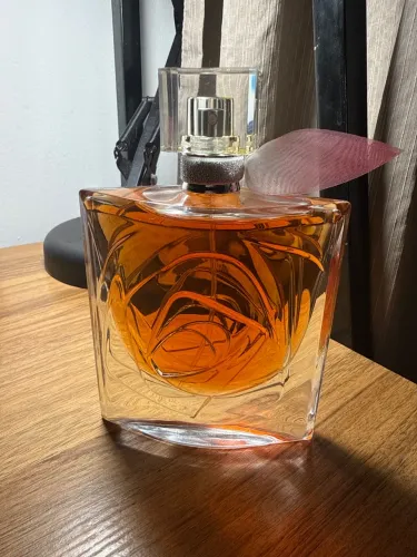 perfume la vie rose extraordinaire
