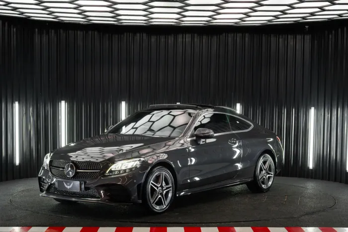 Mercedes-Benz C-180 CGI Coupe Sport 1.6 TB 16V Aut. 2019