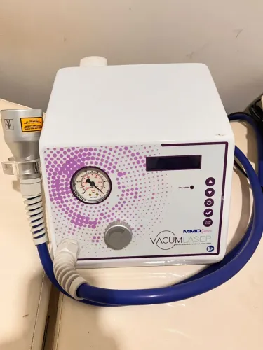 Aparelho de Vacuoterapia com laser
