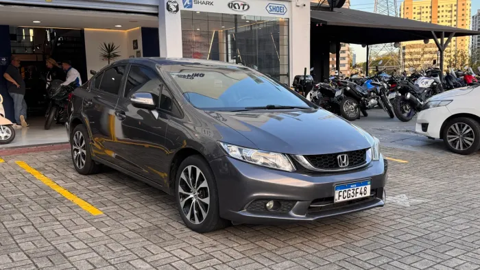 Honda Civic Sedan LXR 2.0 Flexone 16V Aut. 4P 2016