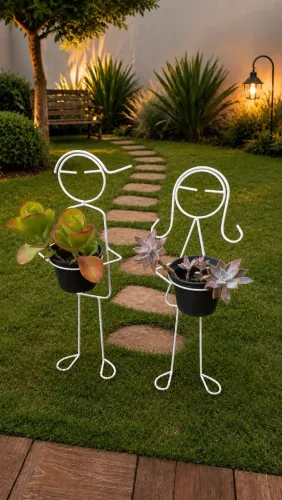 Casal decorativo para jardim