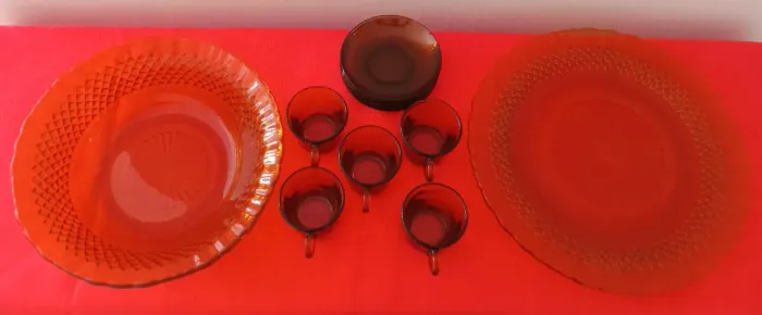 Louças Duralex Âmbar / Marrom e Termo Rey Gravatinha