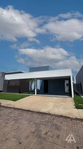 (Vende-se) San Gabriel - Casa com 3 dormitórios, 184 m² por R$ 1.800.000 - Lagoa - Porto V